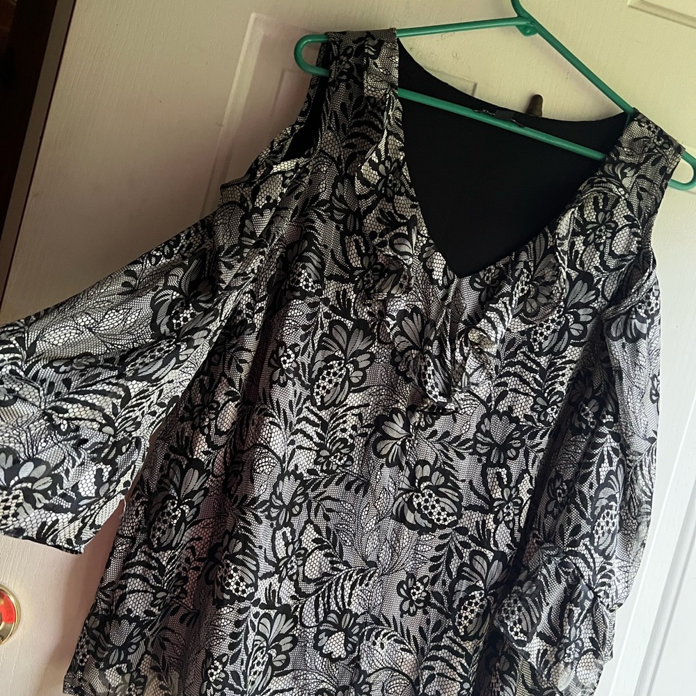 Floral Black and White Women's Top